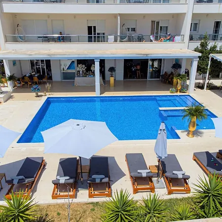 Апартаменты Perla Resort-13 By Interhome *